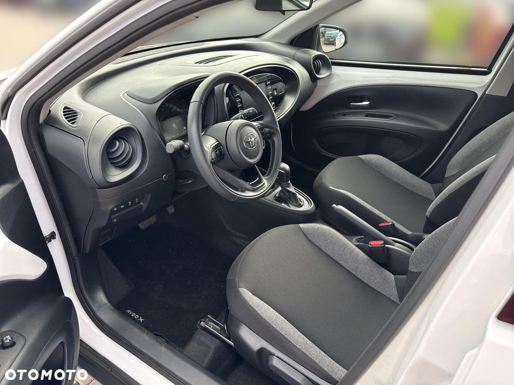 Toyota Aygo X - 9