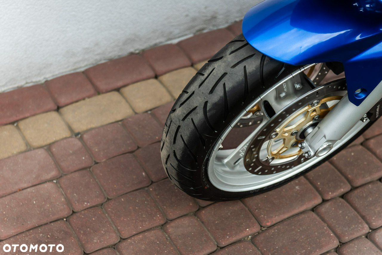 Suzuki SV - 7