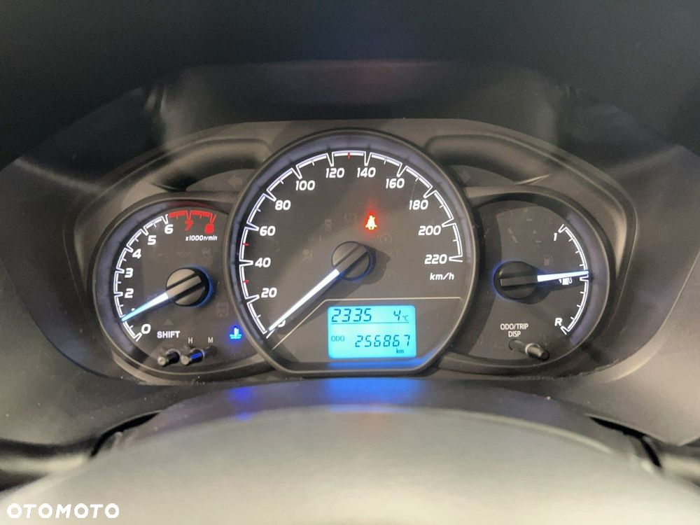 Toyota Yaris - 15
