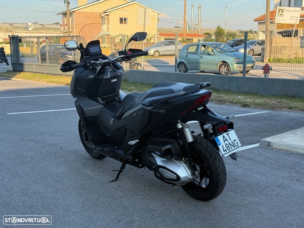 Honda ADV 350 - 3