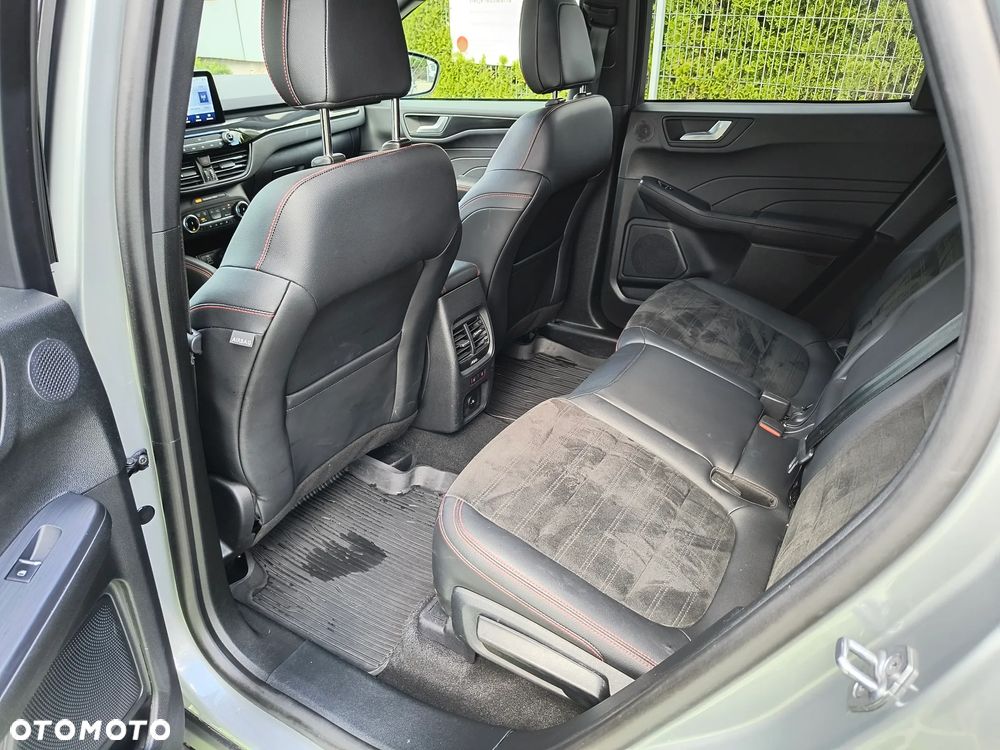 Ford Kuga - 14