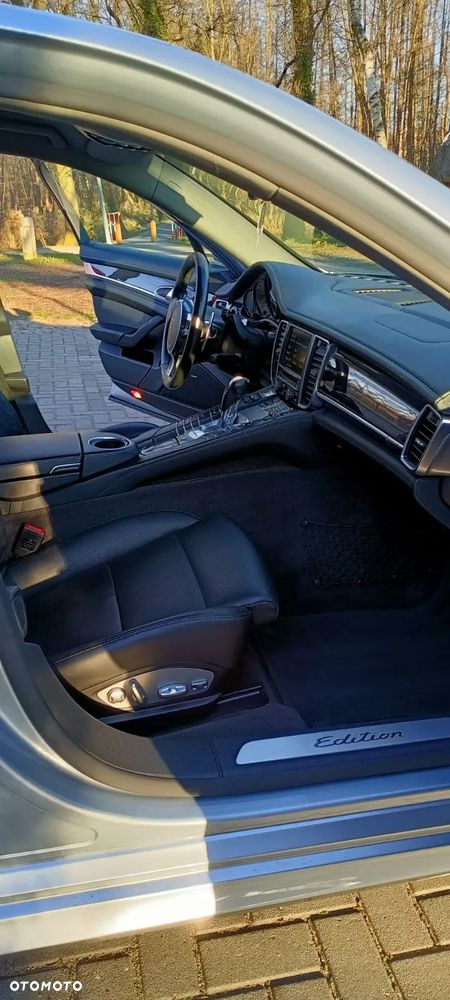 Porsche Panamera 4 Edition - 9