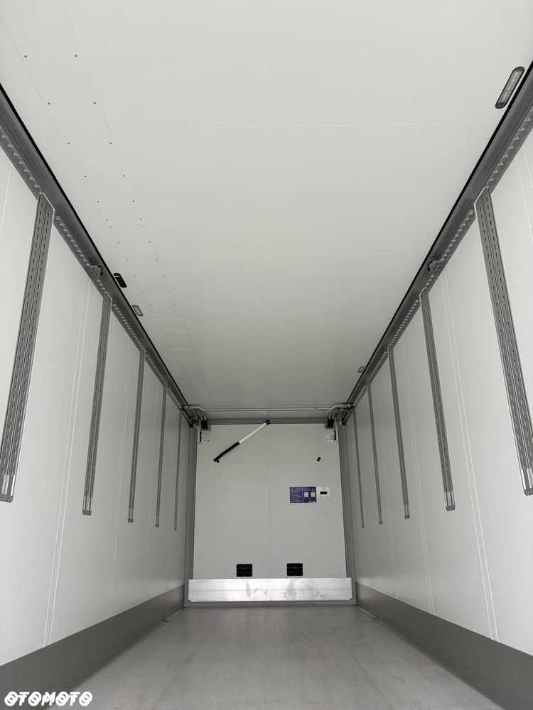 Schmitz Cargobull Odbiór w Polsce, Fabrycznie nowa chłodnia Schmitz 2 Temperatury - Multitemperatura + Doppelstock - podwójny załadunek, 2026 r. z Carrier Vector HE 19MT - 2