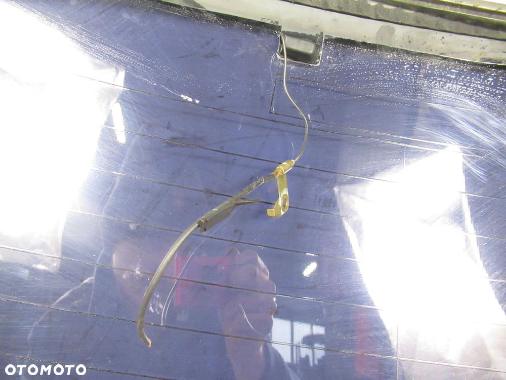 SZYBA TYLNA MAZDA MPV I - 3