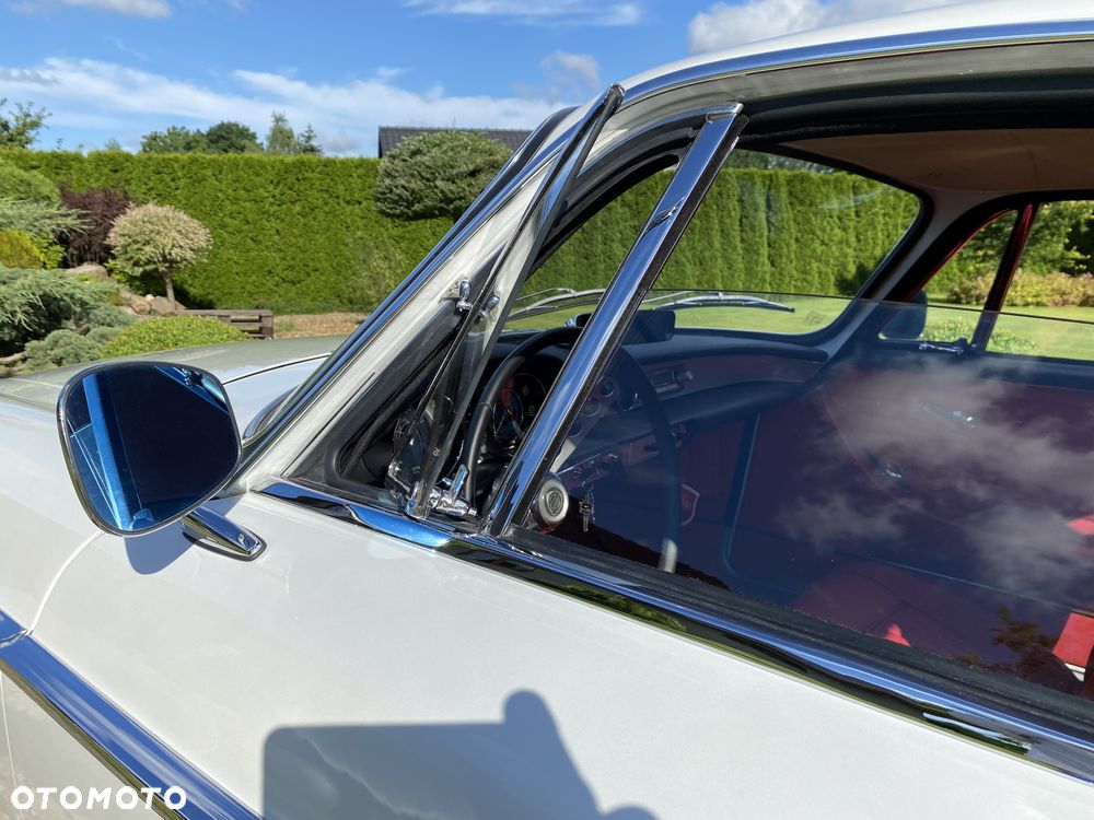 Volvo P1800 - 18