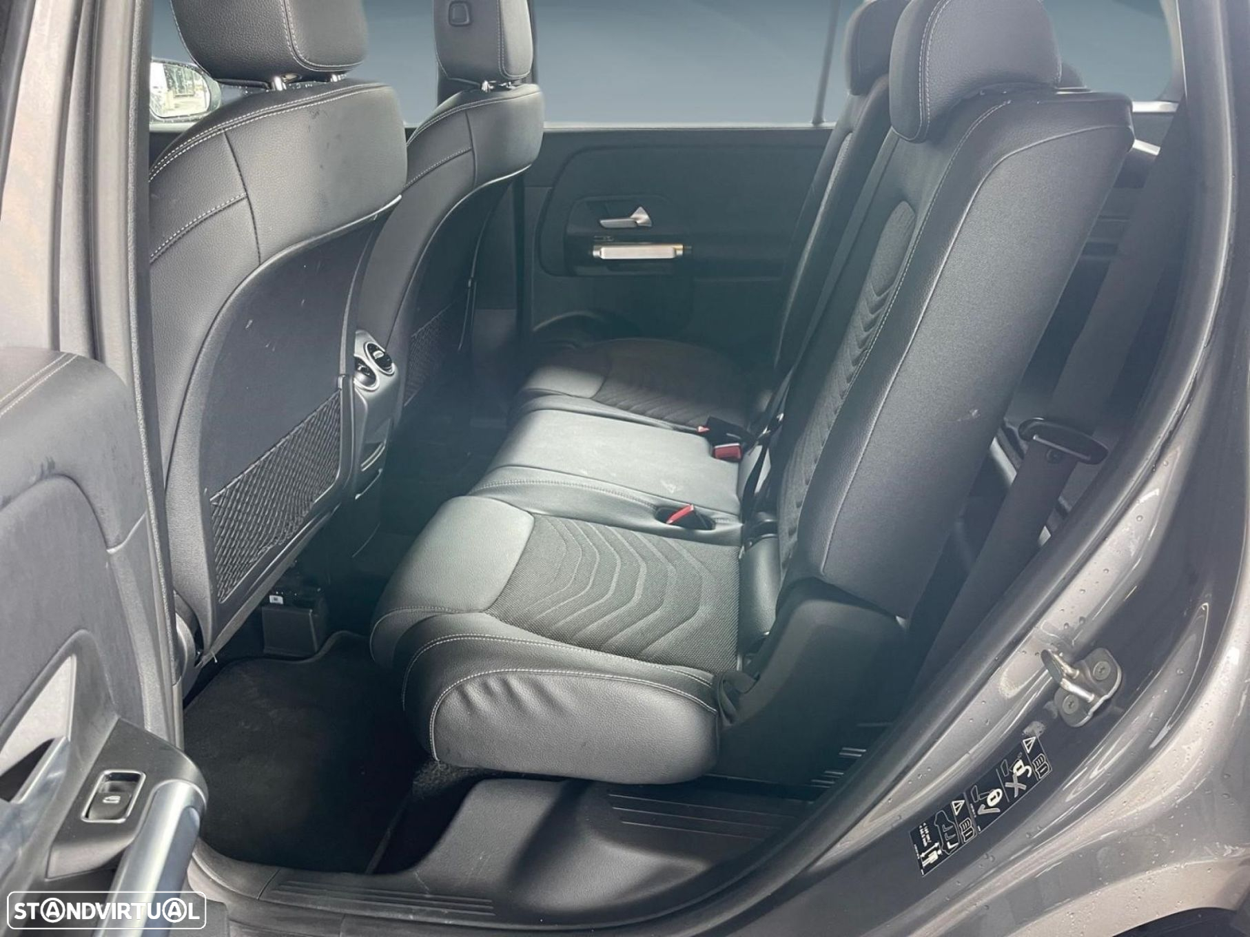 Mercedes-Benz GLB 200 d Progressive - 12