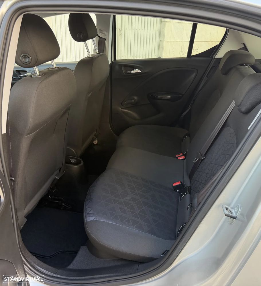 Opel Corsa 1.2 120 Anos - 23