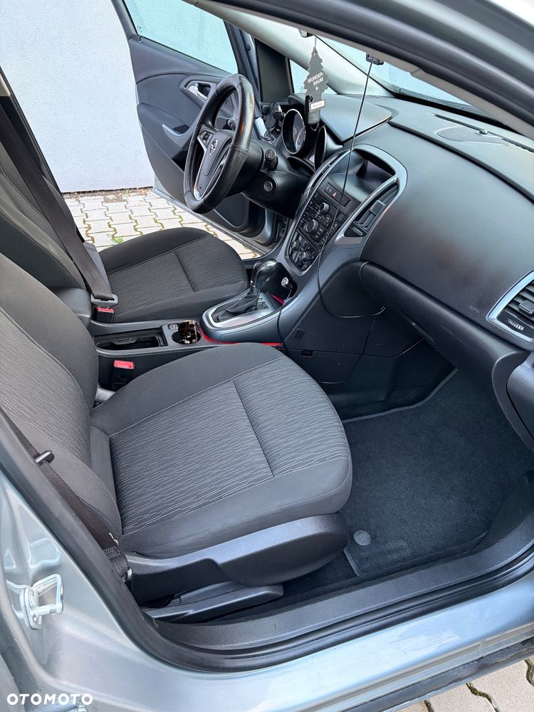 Opel Astra 1.4 T Sport - 28
