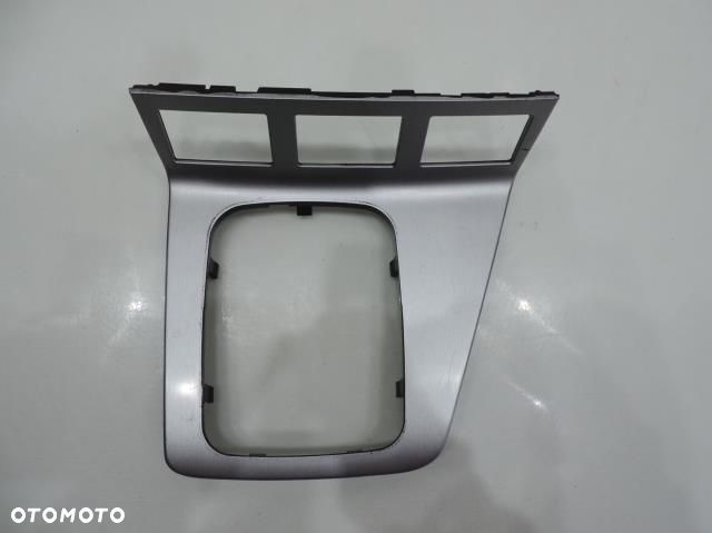 OSŁONA LEWARKA BIEGÓW FORD MONDEO MK3 - 1