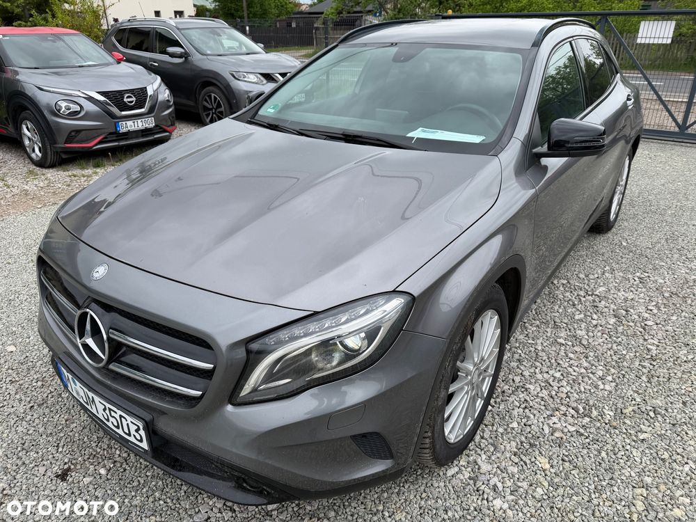 Mercedes-Benz GLA 200 Urban - 9