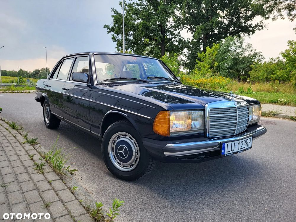 Mercedes-Benz W123 - 3