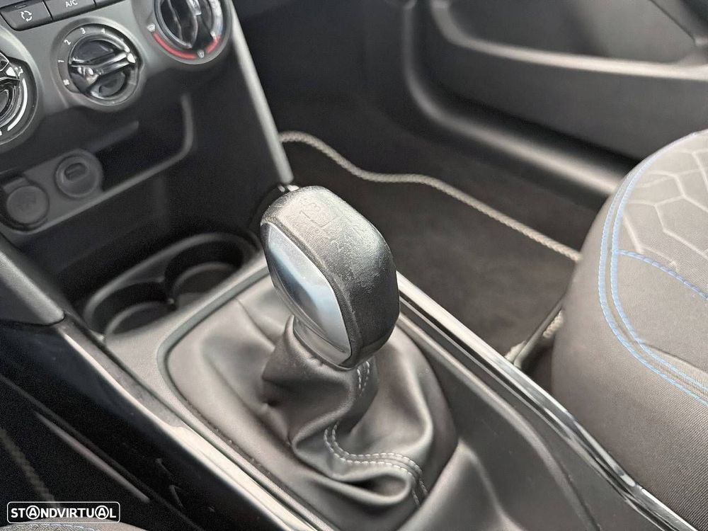 Peugeot 2008 1.2 PureTech Active - 19