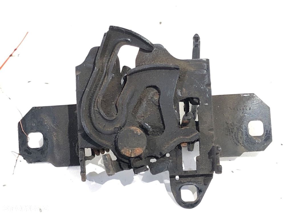 ZAMEK MASKI PRZÓD - 179.00 PLN - SEAT TOLEDO II (1M2) 1998 - 2006 1.6 74 kW [100 KM] benzyna 1998 - - 1