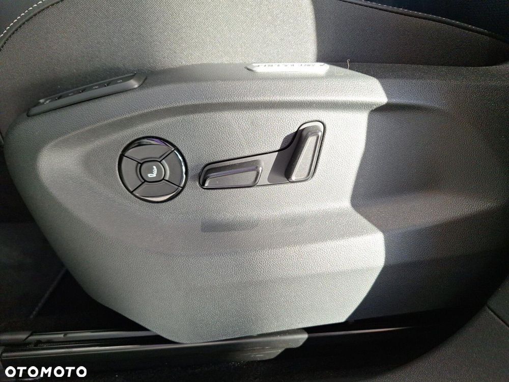 Volkswagen Tiguan - 20