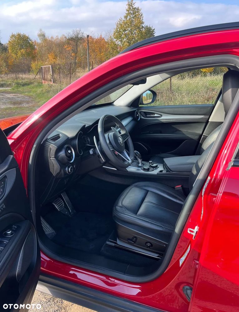 Alfa Romeo Stelvio 2.0 Turbo 16V AT8-Q4 Super - 12