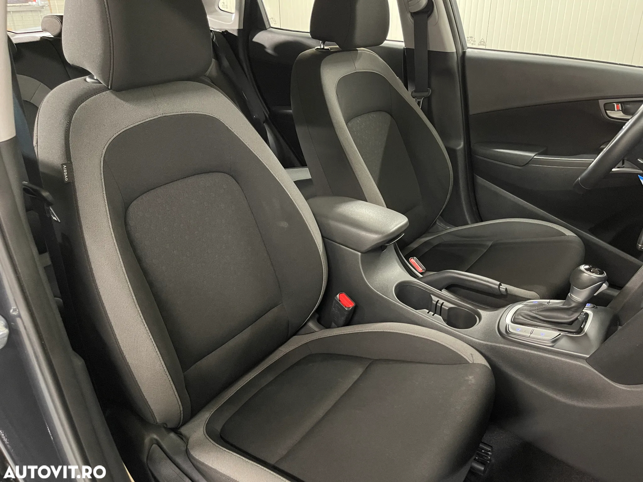Hyundai KONA 1.6 CRDi DCT Premium - 9