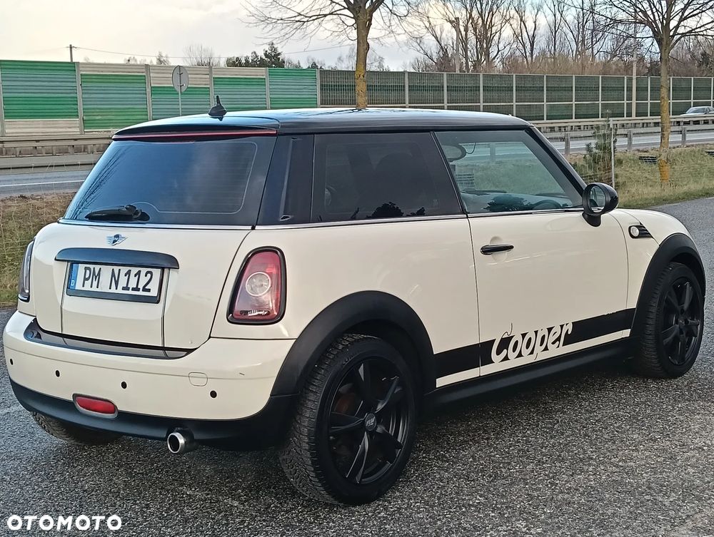 MINI ONE Standard - 4