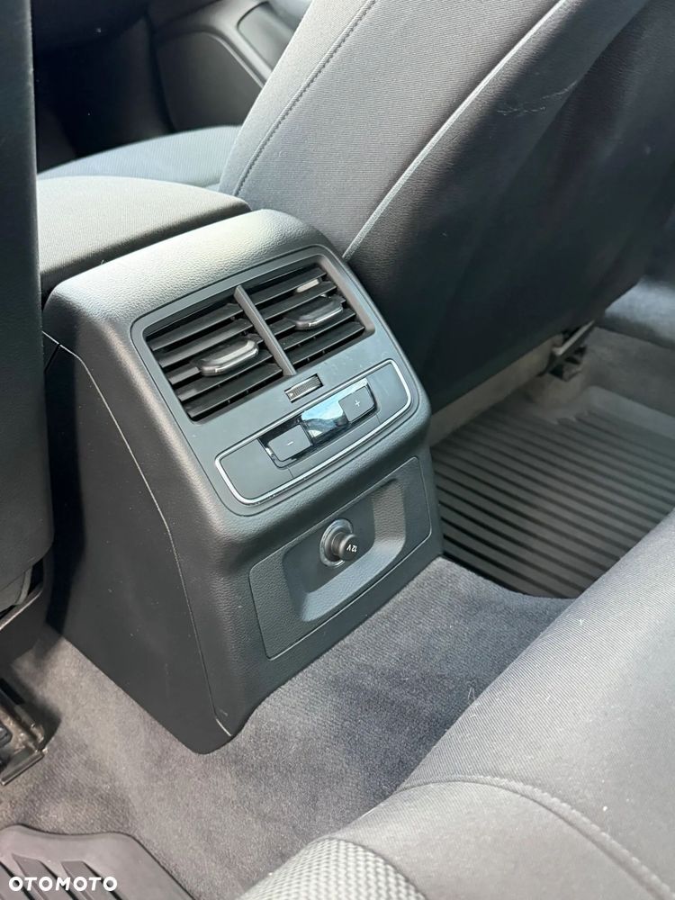 Audi A4 Limousine 35 TFSI S tronic - 14