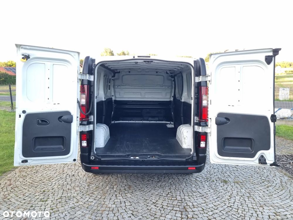 Renault TRAFIC L2H1 - 24