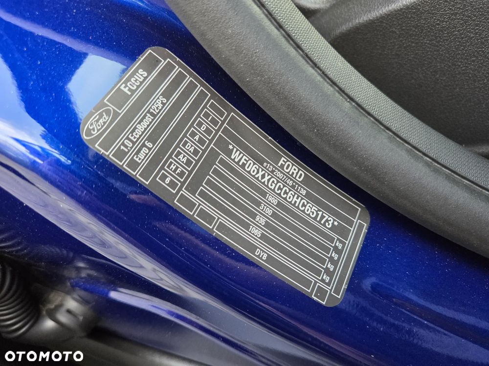 Ford Focus 1.0 EcoBoost Trend - 24