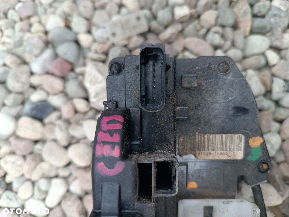 ZAMEK PRAWY TYŁ TYLNY  KIA CEED 06-12 7 PIN EUROPA - 3