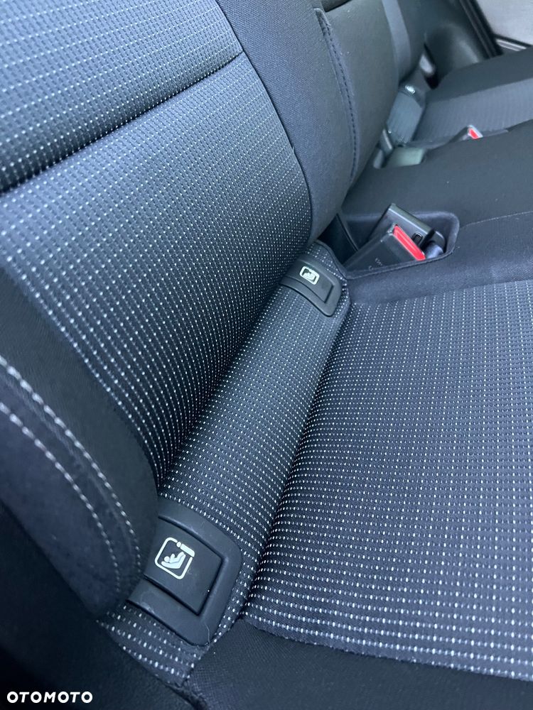 Kia Sportage 1.6 T-GDI AWD Vision - 25