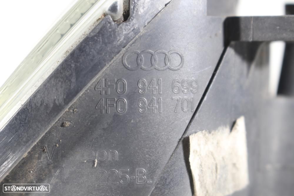 Farol De Nevoeiro Direito Audi A6 (4F2, C6)  4F0941700 / 4F0941702 / D - 7