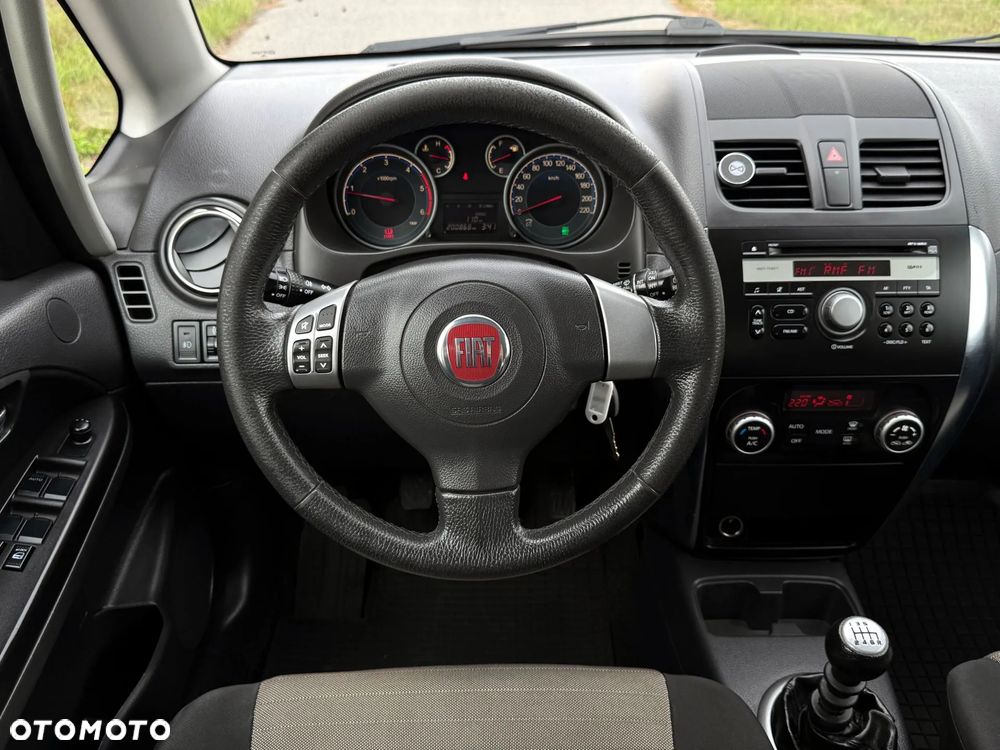 Fiat Sedici 2.0 Multijet DPF 4x4 Emotion - 10