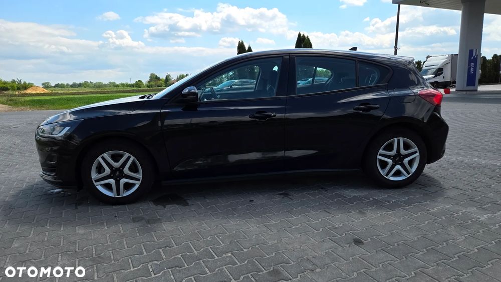 Ford Focus 1.5 EcoBlue Start-Stopp-System TITANIUM DESIGN - 4
