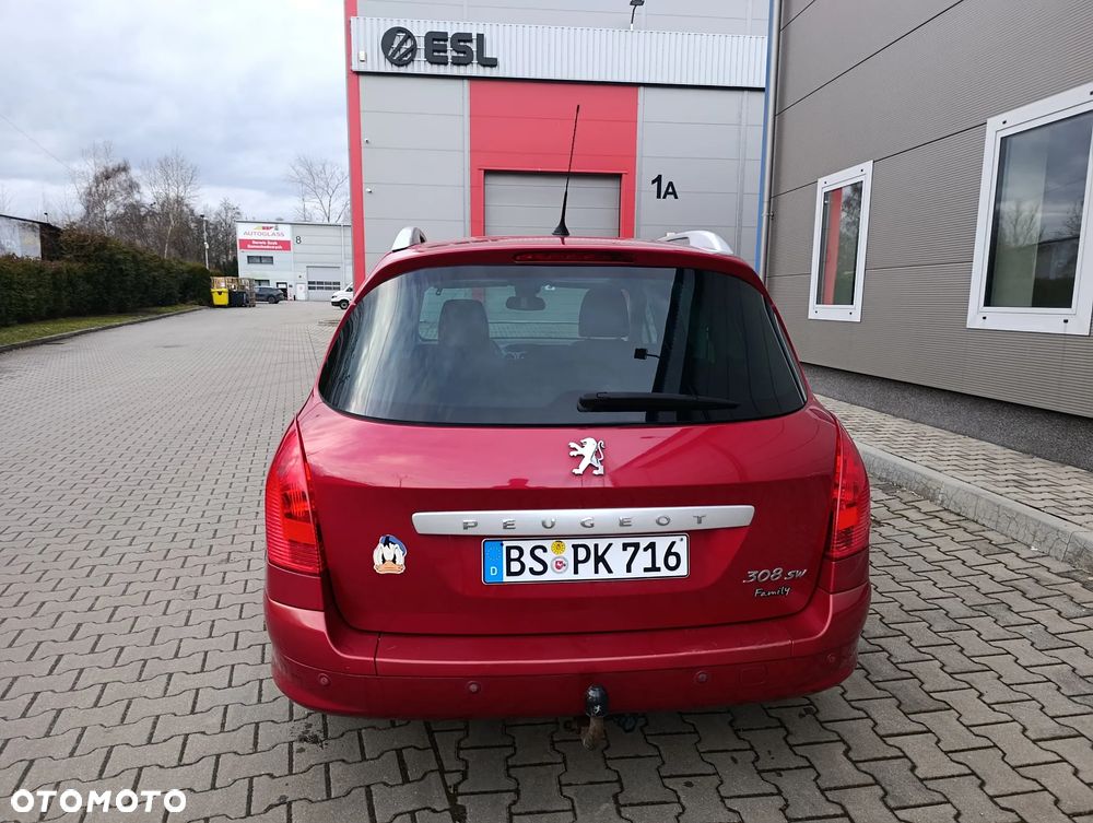 Peugeot 308 120 VTi Family - 11