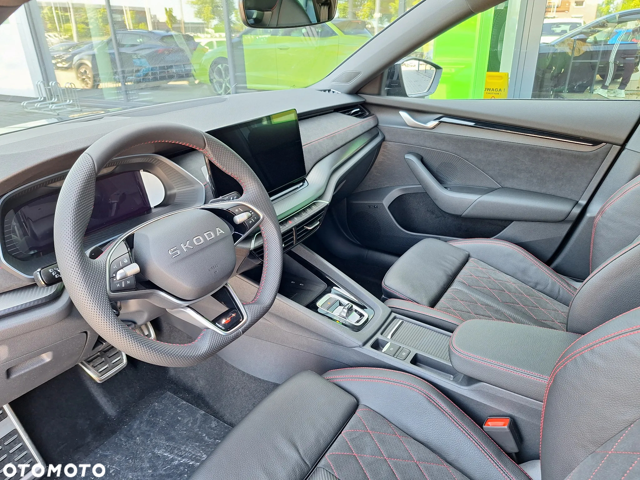 Skoda Octavia 2.0 TSI RS DSG - 9
