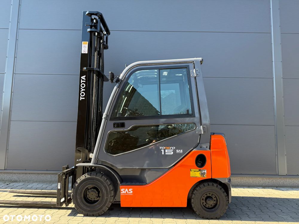 Toyota 02-8FDF15 - 9