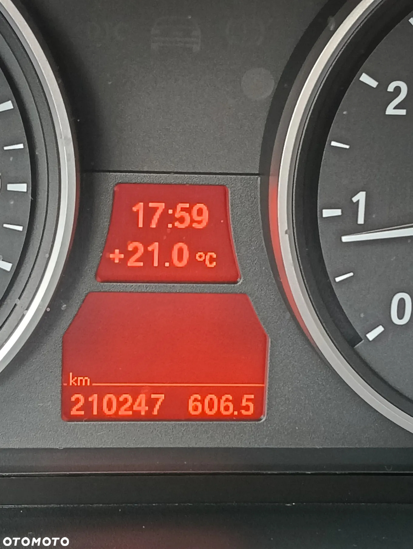 BMW Seria 5 520i - 10