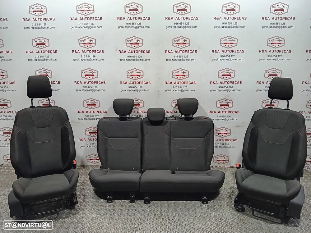 Conjunto de Bancos BMW Série 1 F20 LCI Sport em Tecido Original - 1