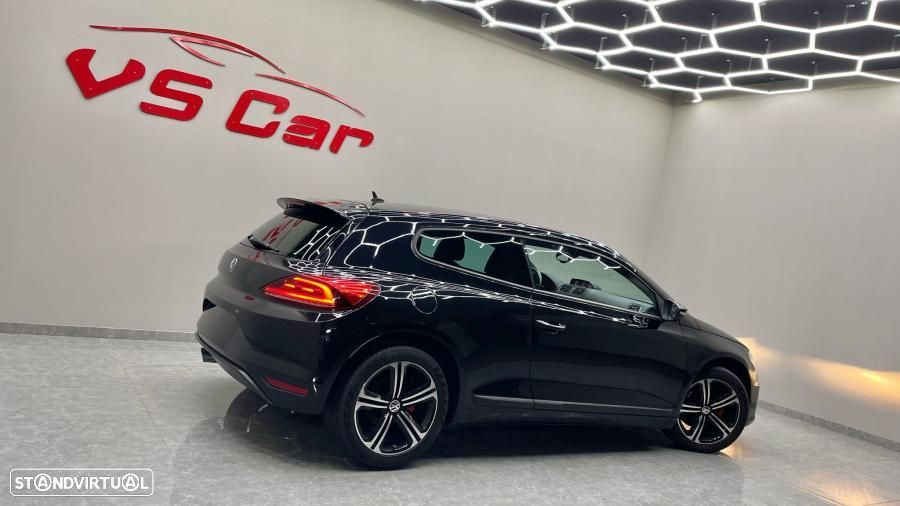 VW Scirocco 2.0 TDI (Blue Motion Technologie) - 41