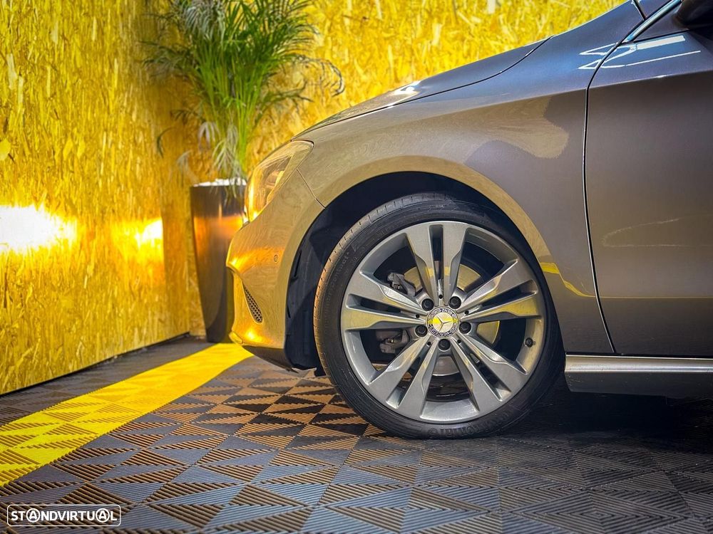 Mercedes-Benz CLA 180 - 33