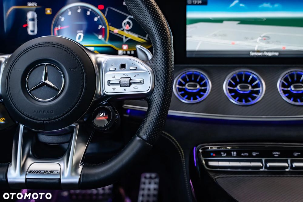 Mercedes-Benz AMG GT - 33