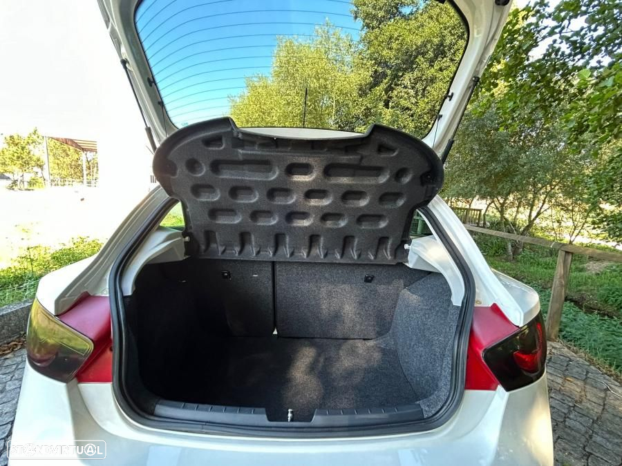 SEAT Ibiza SC 1.6 TDi FR - 36