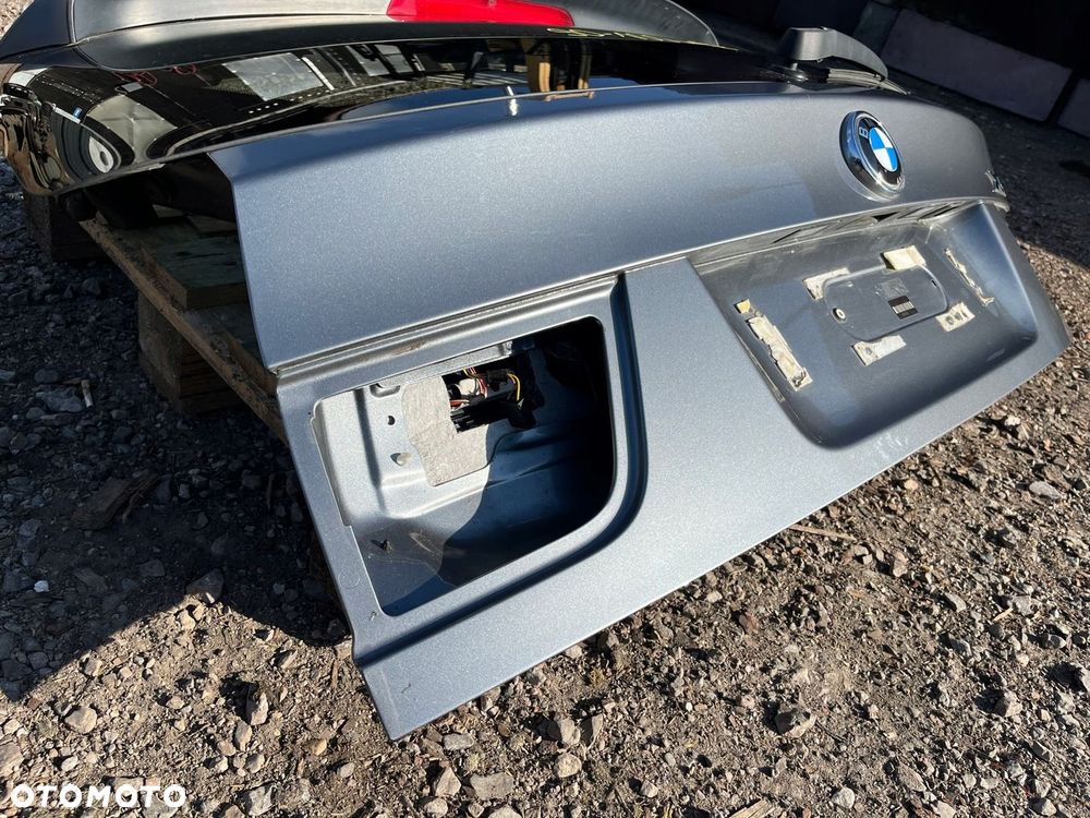Klapa bagaznika szyba tyl STOP A52/7 SPACEGRAU BMW E70 X5 ORG LAKIER - 5