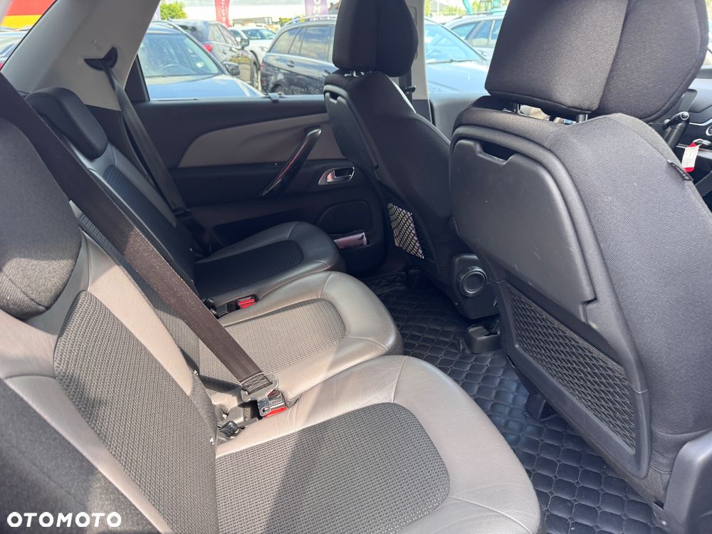 Citroën C4 Picasso 1.2 PureTech Exclusive - 21