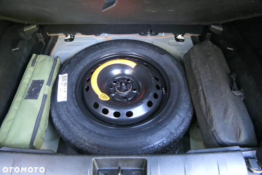 Jeep Renegade 1.4 MultiAir Limited - 32