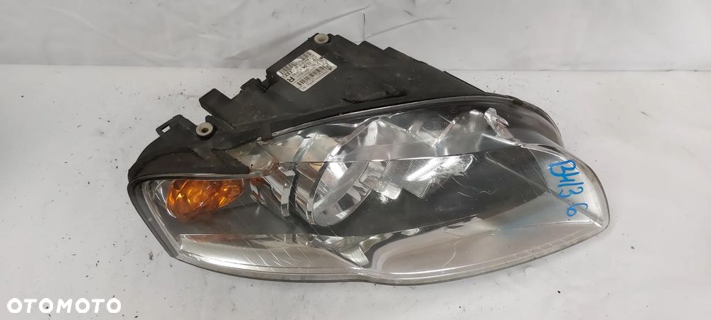 .  LAMPA PRZOD PRZEDNIA PRAWA AUDI A4 B7 !BRAK MOCOWANIA! - 2