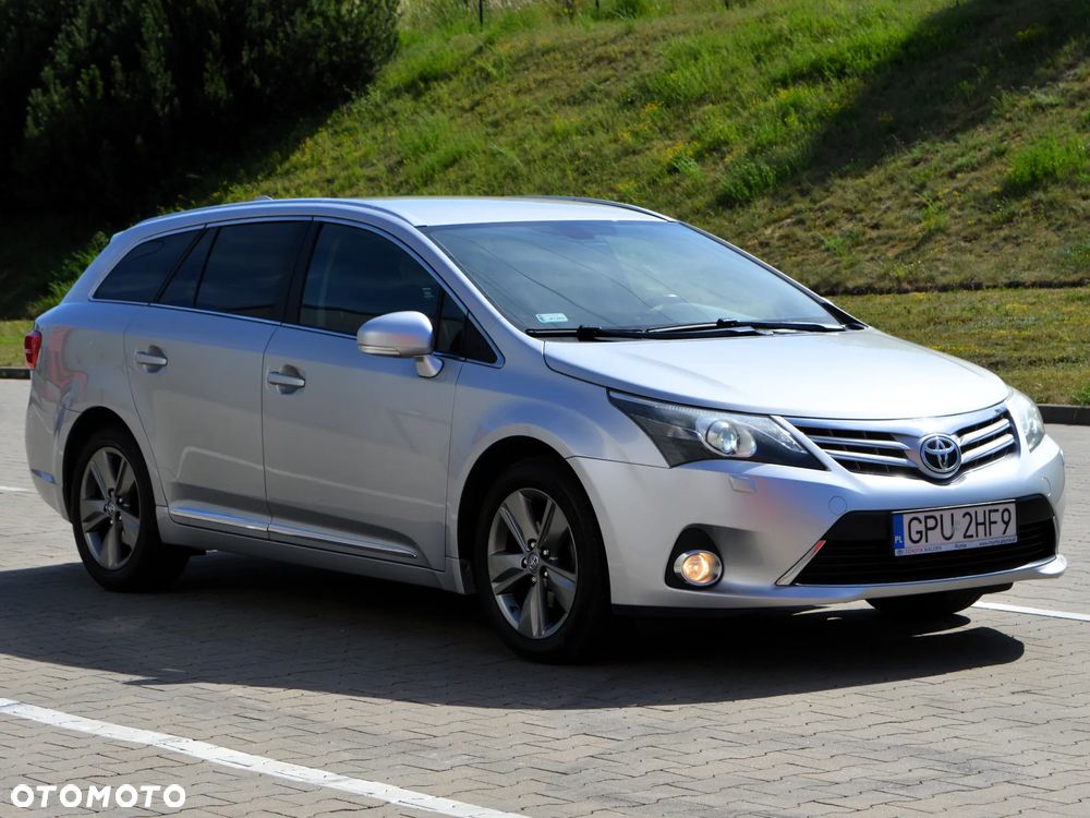 Toyota Avensis 2.0 D-4D Sol - 3