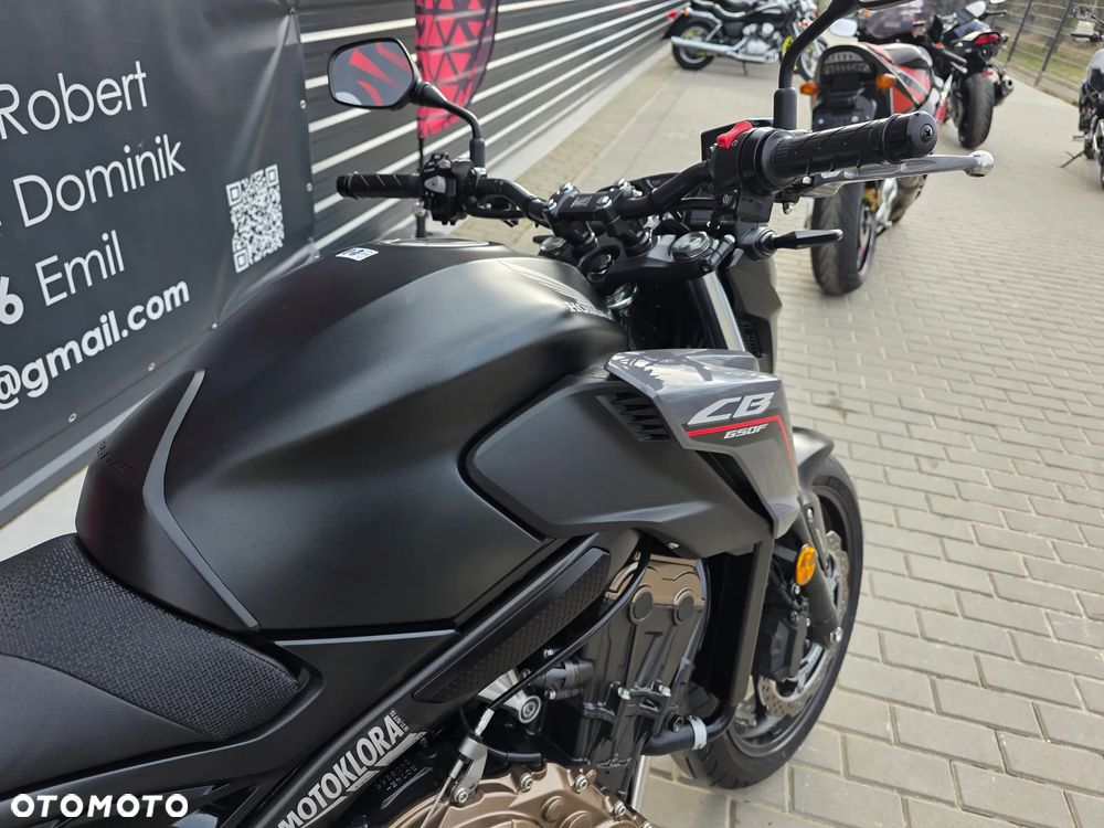 Honda CB - 26