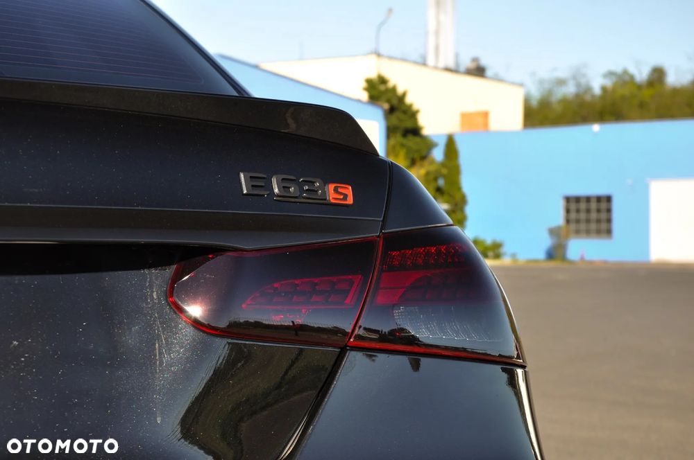 Mercedes-Benz Klasa E - 6