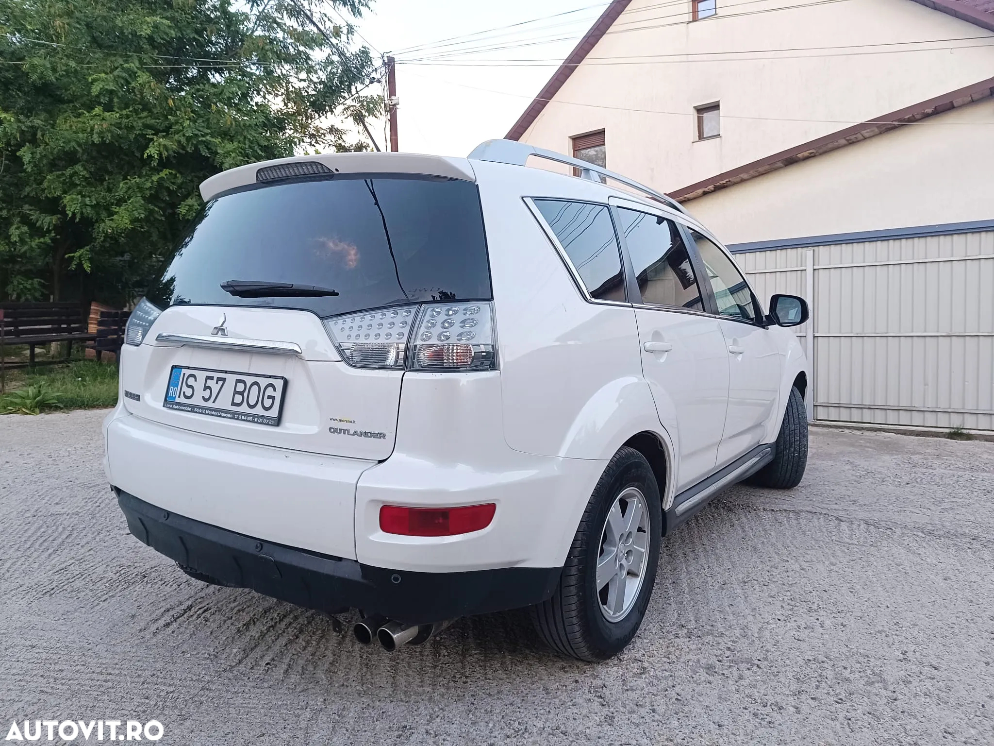 Mitsubishi Outlander 2.2 DI-D 4WD Instyle - 8