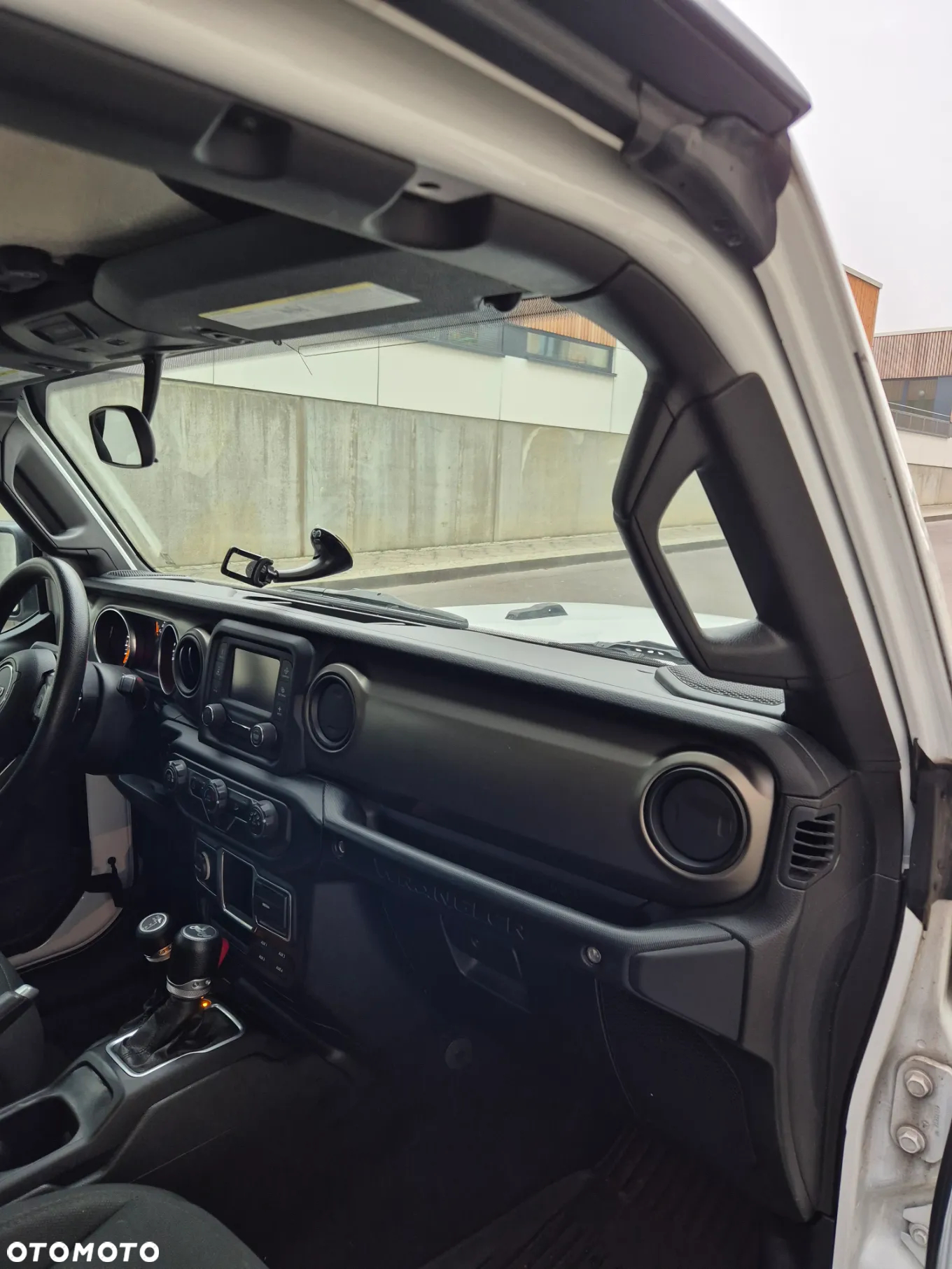 Jeep Wrangler Unlimited GME 2.0 Turbo Sport - 33