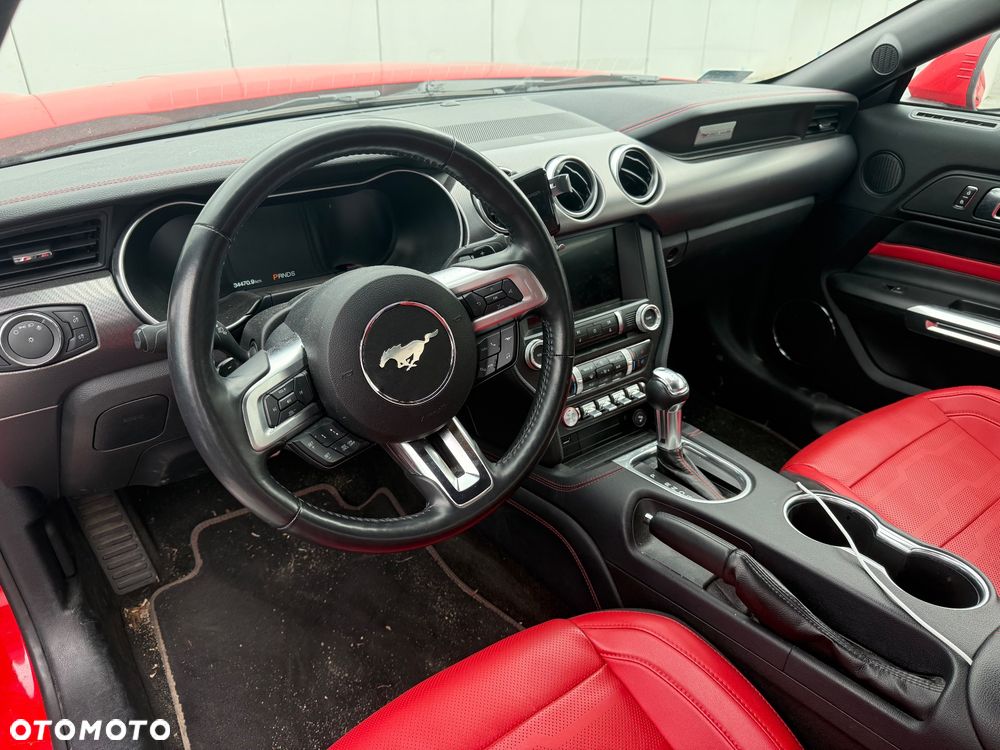 Ford Mustang 5.0 V8 GT - 10