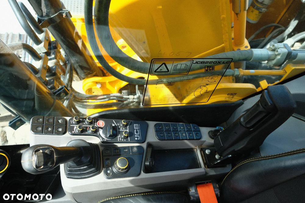 JCB 220 XLC 4f 7200H - 39