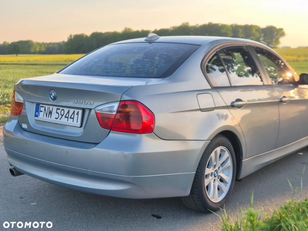 BMW Seria 3 320d - 8